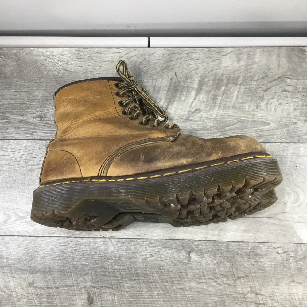 Vintage Docs Dr. Martens 1460 Distressed England Leather Men Combat Punk Boots 8